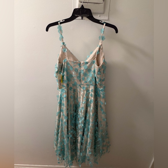 Eliza J Aqua Floral Midi Dress - Picture 6 of 7